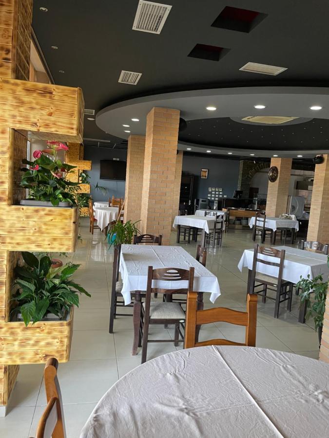 Espana Aparthotel Škalngur Dış mekan fotoğraf