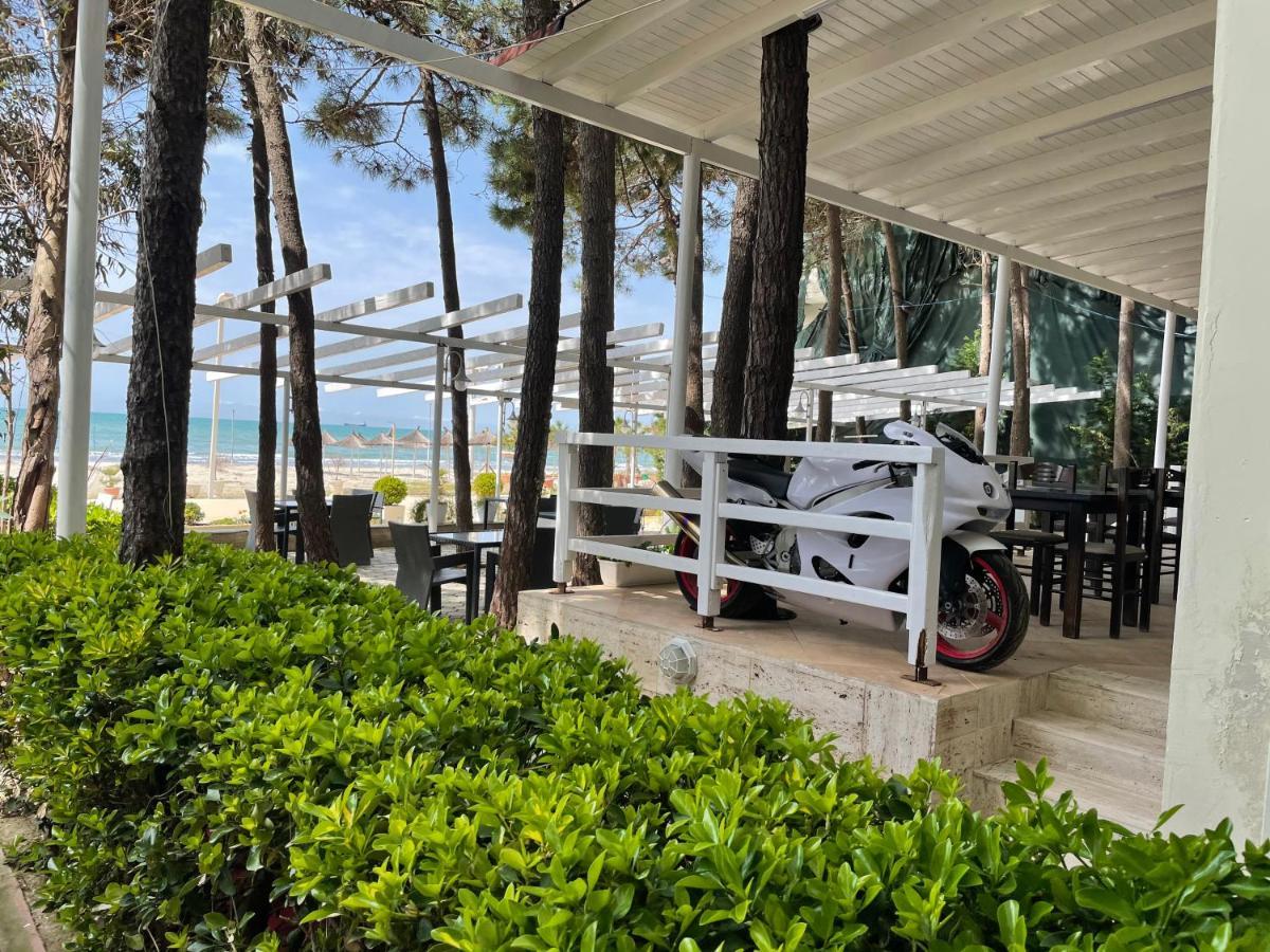 Espana Aparthotel Škalngur Dış mekan fotoğraf