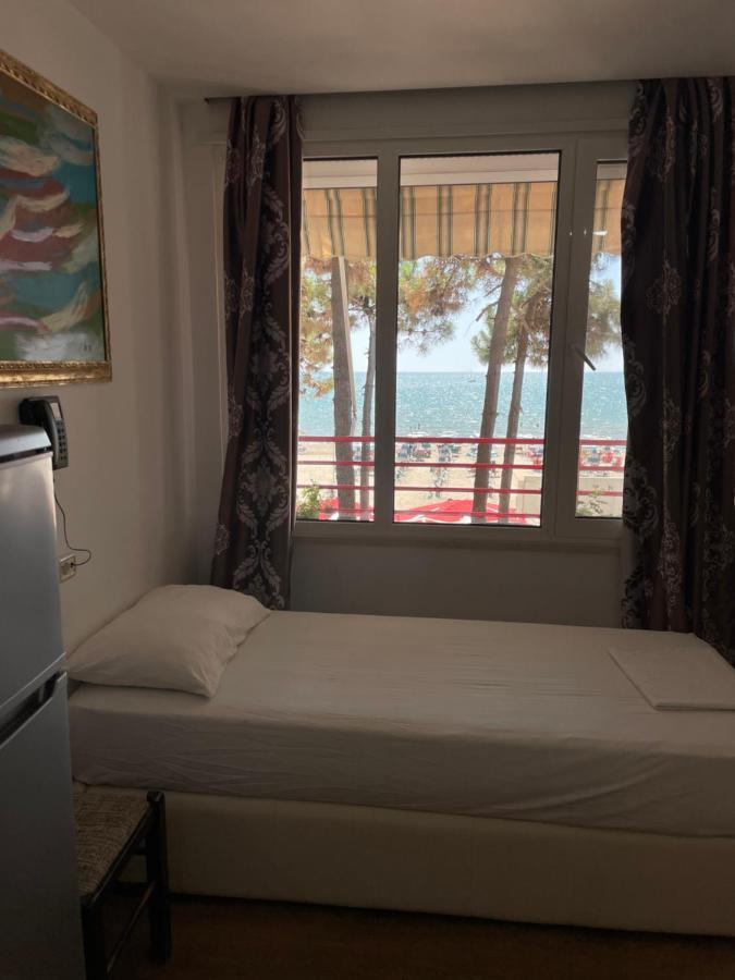 Espana Aparthotel Škalngur Dış mekan fotoğraf