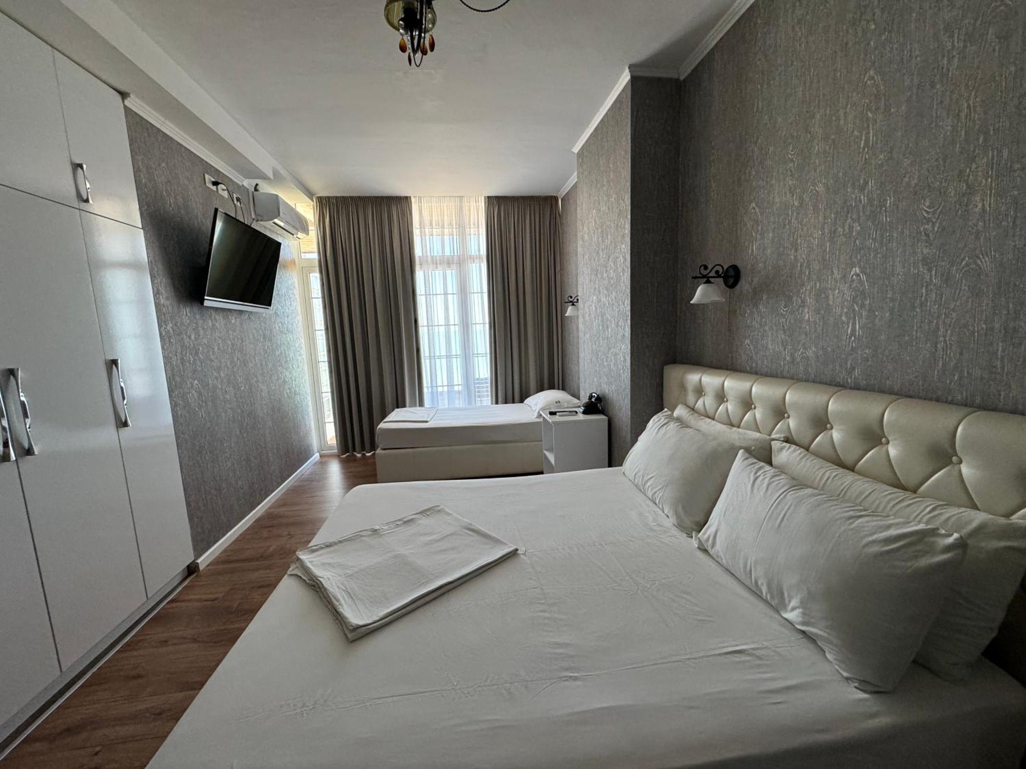 Espana Aparthotel Škalngur Dış mekan fotoğraf