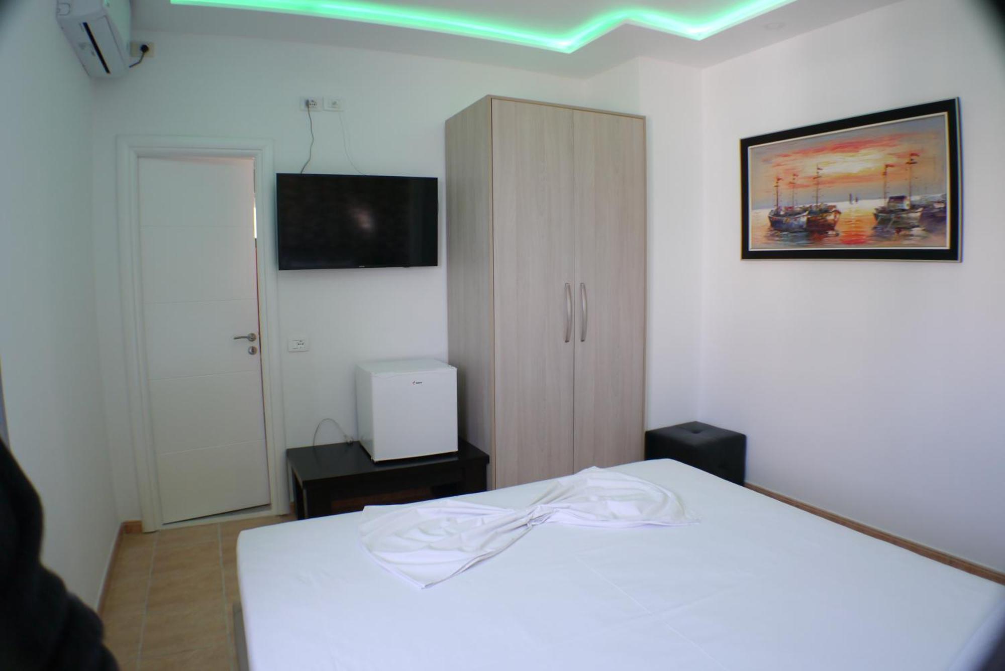 Espana Aparthotel Škalngur Dış mekan fotoğraf