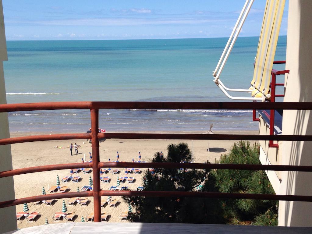 Espana Aparthotel Škalngur Dış mekan fotoğraf