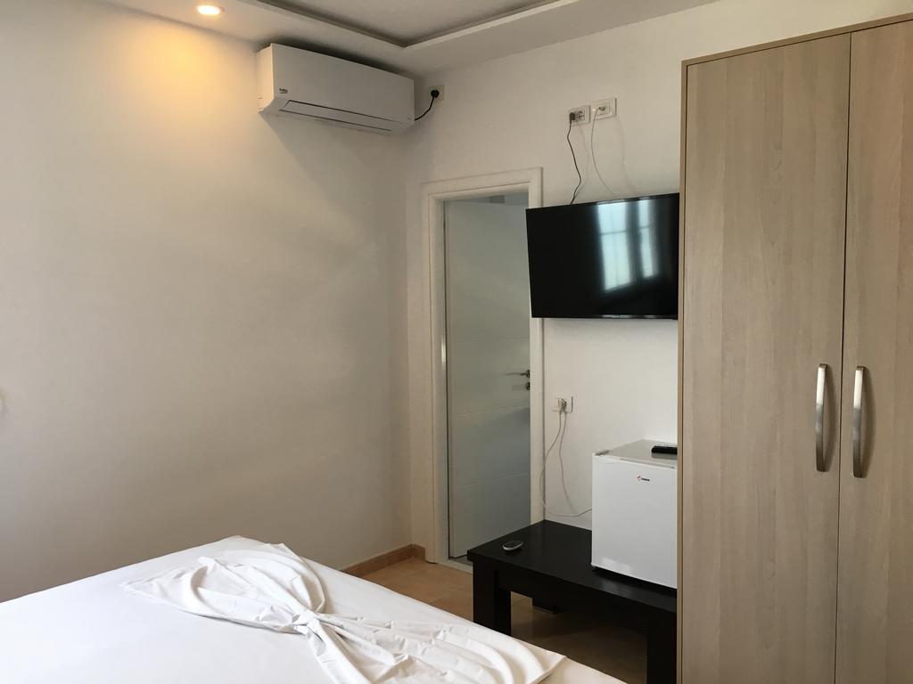 Espana Aparthotel Škalngur Dış mekan fotoğraf