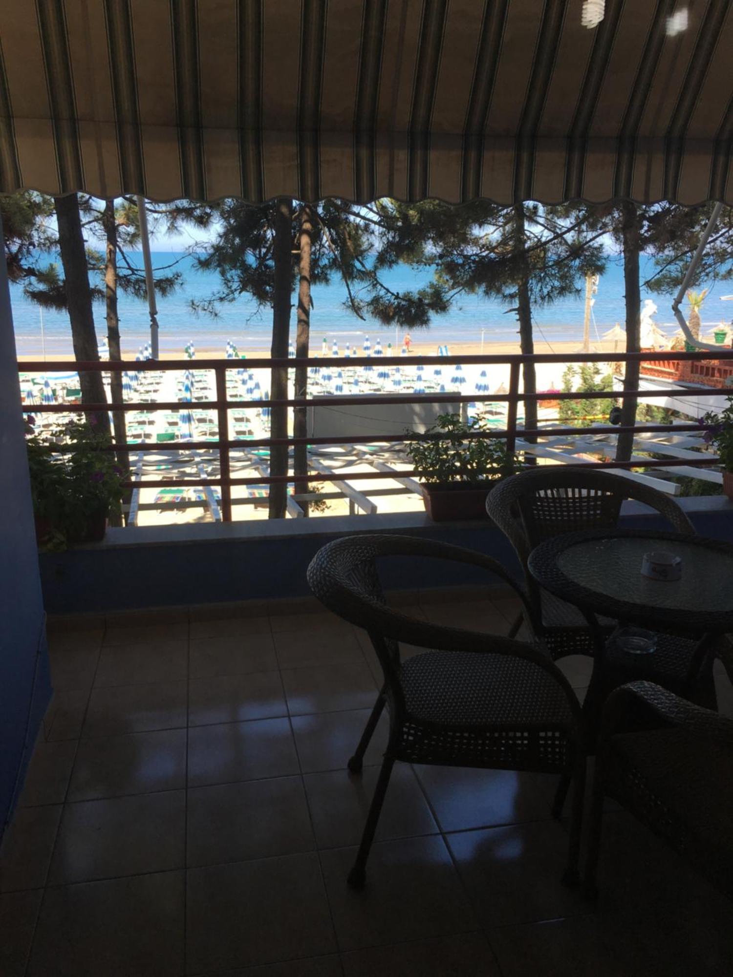 Espana Aparthotel Škalngur Dış mekan fotoğraf
